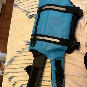 Dog life vest